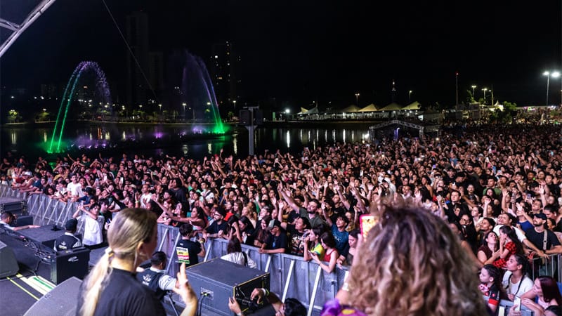 Aniversário de Cuiabá reúne multidão com segurança e zero ocorrências