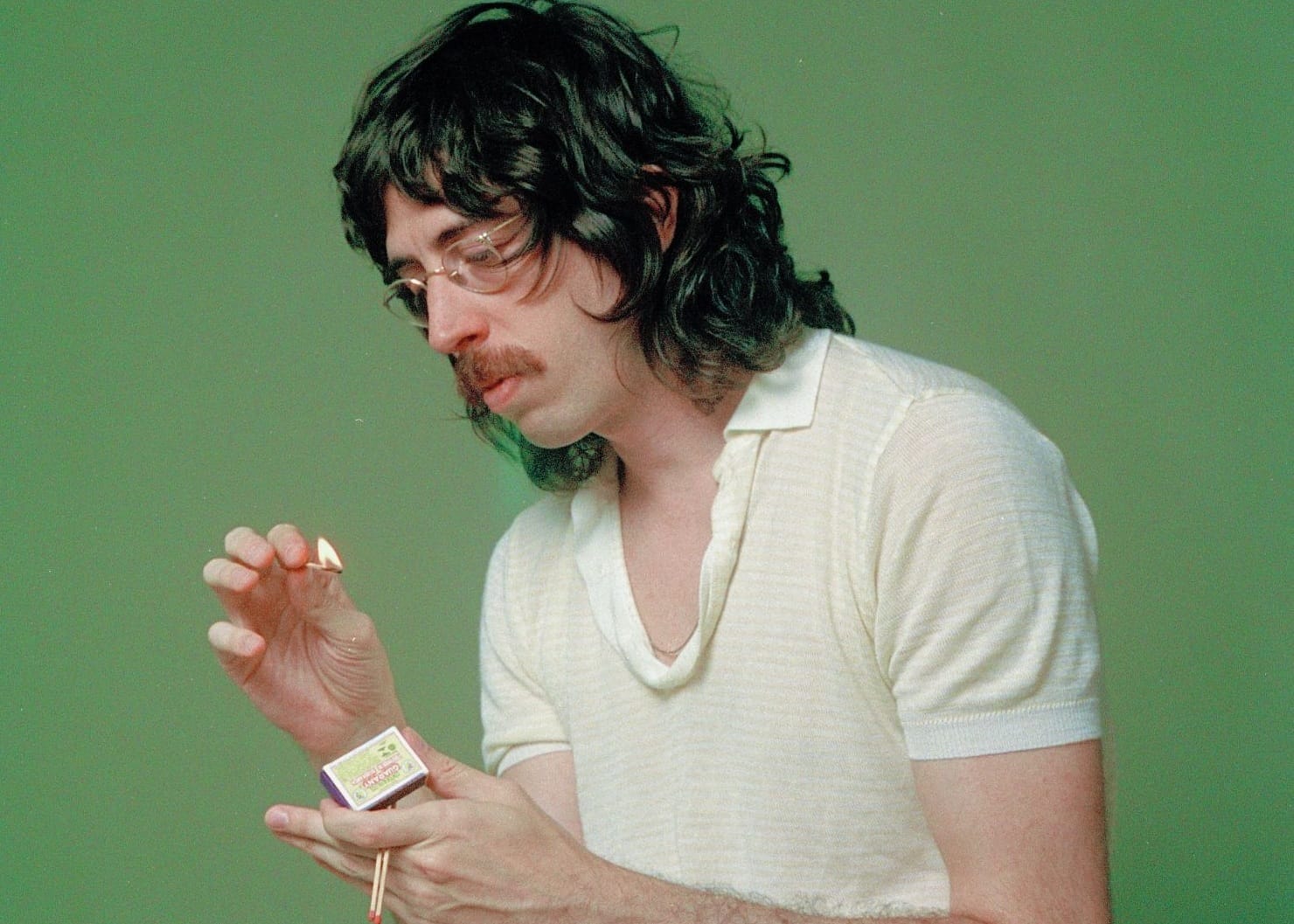 Tim Bernardes faz show da turnê de despedida em Brasília