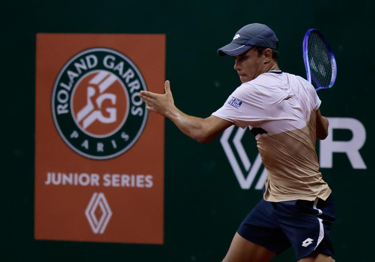 Livas Damazio busca vaga na semi do Roland Garros Junior Series nesta sexta-feira