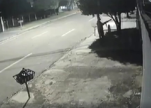 Em surto por ciúmes, bombeiro dispara contra casa errada e assusta moradores