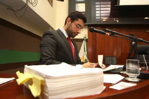 Advogado do Republicanos tenta confundir a Justiça Eleitoral para barrar pesquisa da Percent Brasil