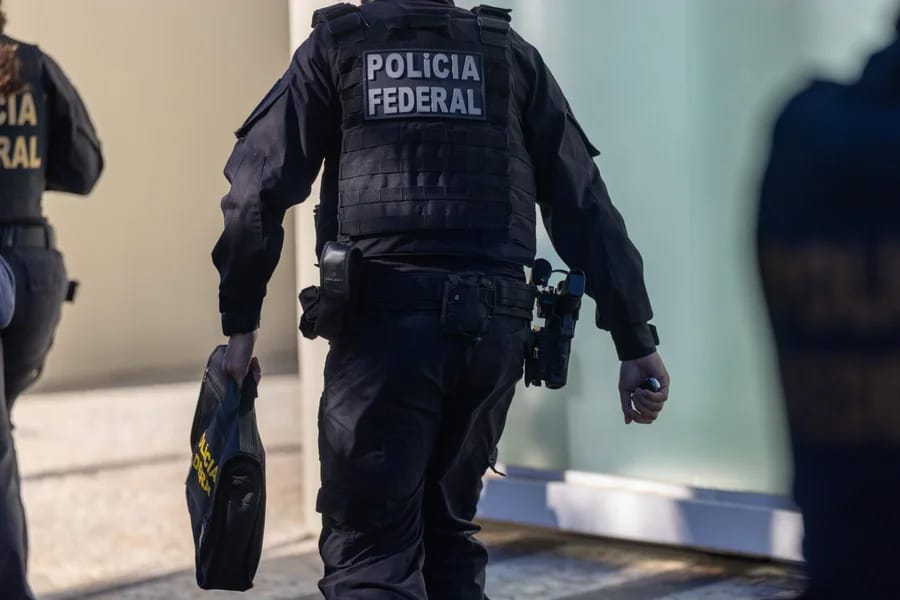 Polícia Federal investiga perito por vazamento no caso Banco Master; saiba quem é