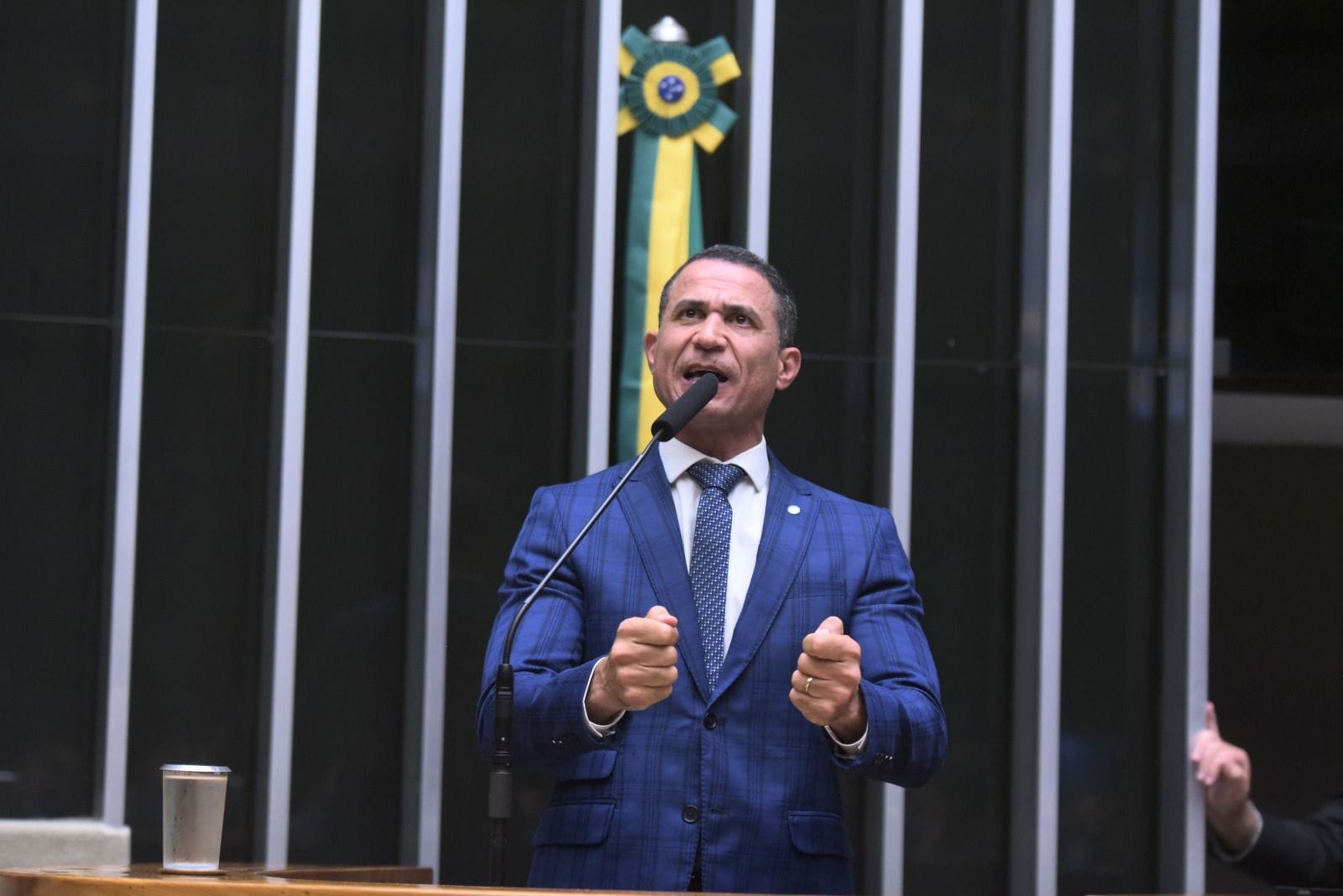 "Pesquisa Percent revela confiança do eleitor no nosso trabalho", diz Coronel Assis
