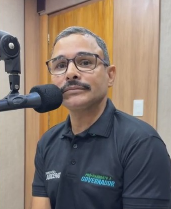 Reação de Sargento Laudicério surpreende Antero ao corrigir definição ideológica