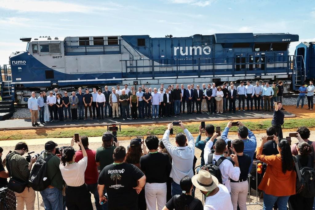 Governo e Rumo inauguram 1º trecho da Ferrovia Estadual: “MT é um exemplo do que o Brasil pode fazer”, afirma governador