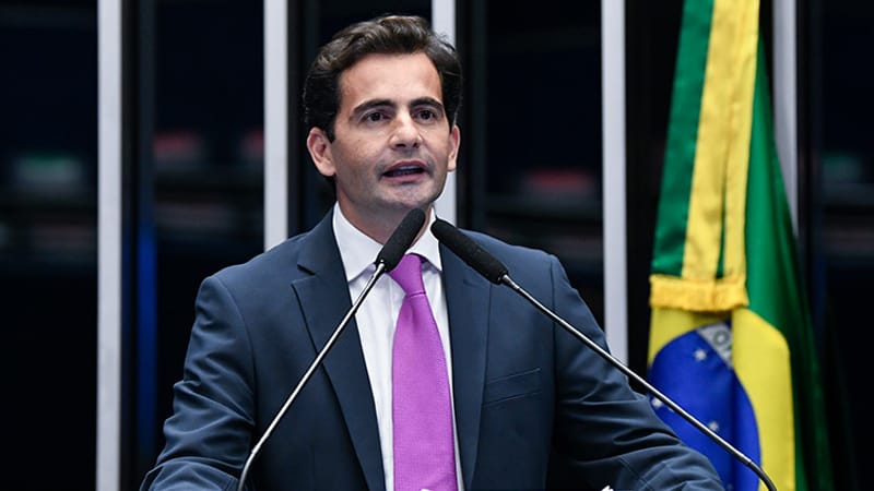 Assessor do deputado federal Fábio Garcia é investigado por atuar como falso terapeuta