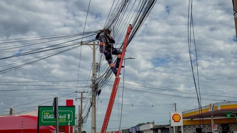 Operação vai remover cabos irregulares irregulares na avenida Comandante Costa