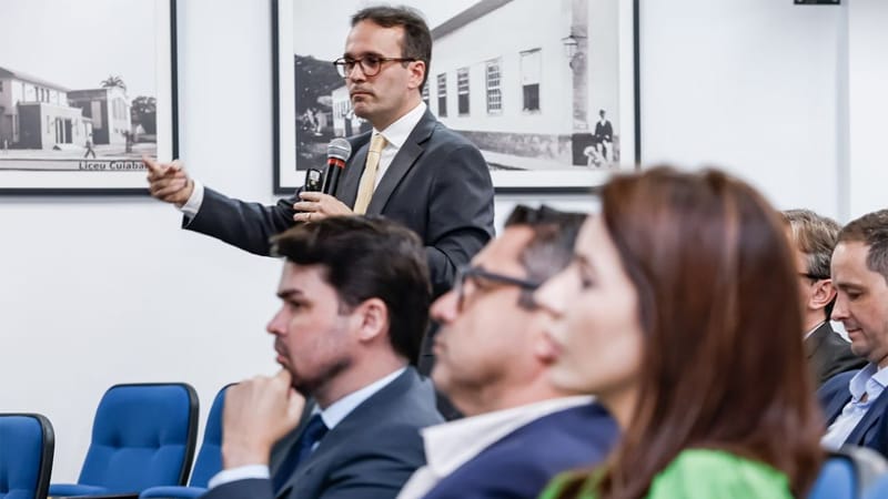 Promotor de Justiça do CE afirma que Instagram de políticos é laboratório eleitoral
