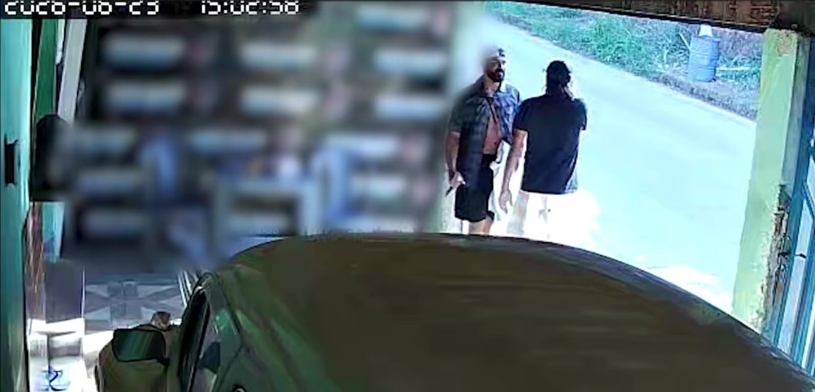 Vídeo registra momentos de tensão antes de ataque em série que matou quatro pessoas