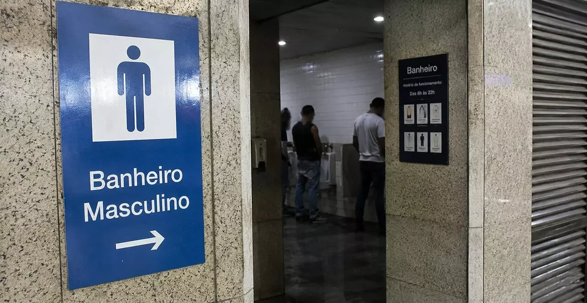 Deputado quer endurecer lei e prevê até 5 anos de prisão para prática de “banheirão”