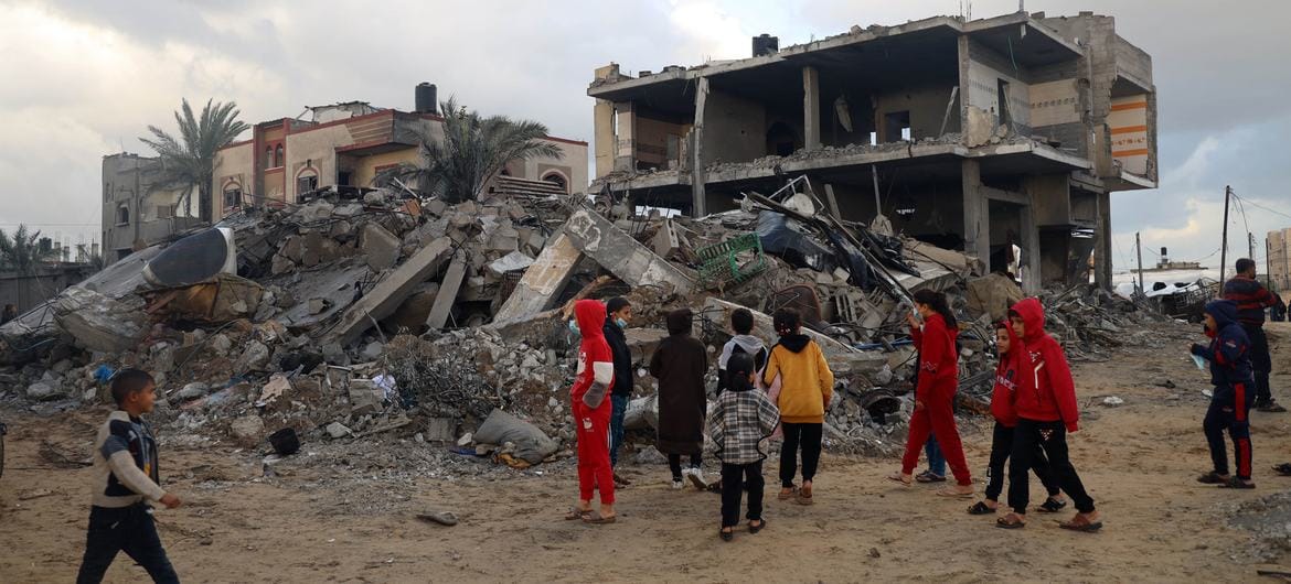 Guerra entre Israel e Gaza se aproxima de 73 mil palestinos mortos