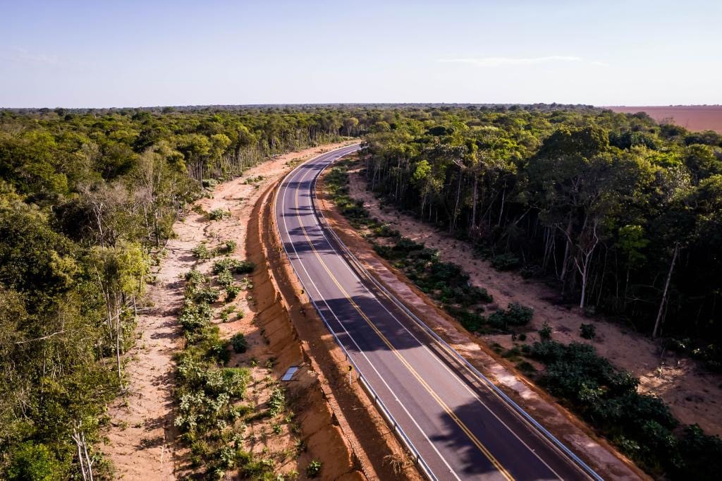"Vamos construir mais asfalto do que foi feito em toda a história de MT", diz governador