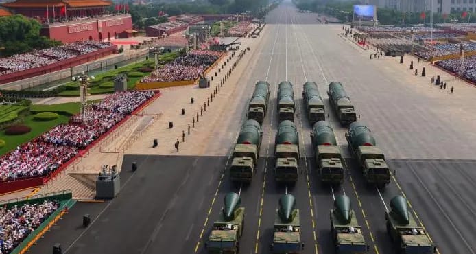 Países ampliam arsenais e gastos militares ultrapassam US$ 2 trilhões