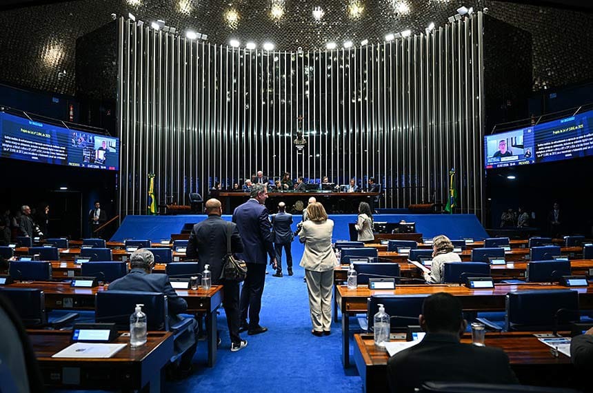 Senado Federal aprova pagamento automático de pensão alimentícia por Pix