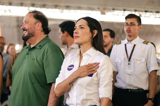 Janaina abre disputa ao Senado com oração e promete defender MT em Brasília