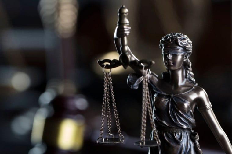 Tribunal do Júri condena réus por homicídio e organização criminosa; penas somam 67 anos