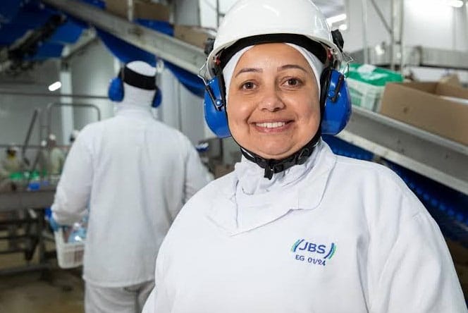 JBS está com mais de 100 vagas de emprego abertas em Mato Grosso; confira