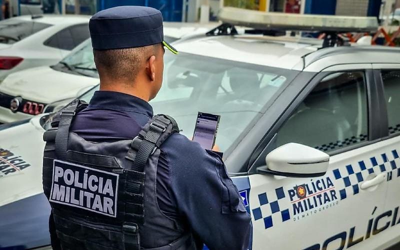 Mulher é presa pela PM suspeita de tentativa de homicídio em São José do Rio Claro