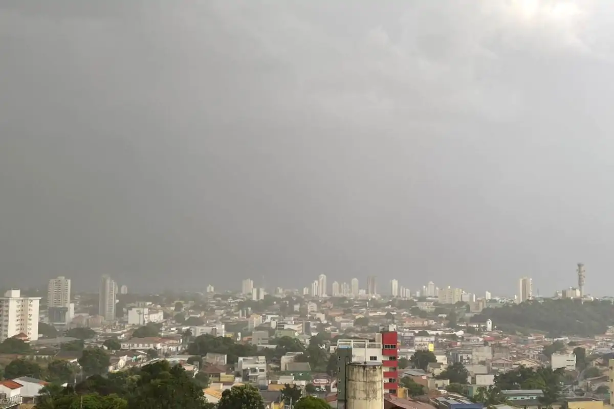 Cuiabá amanhece com clima fresco, mas calor deve voltar ao longo do dia