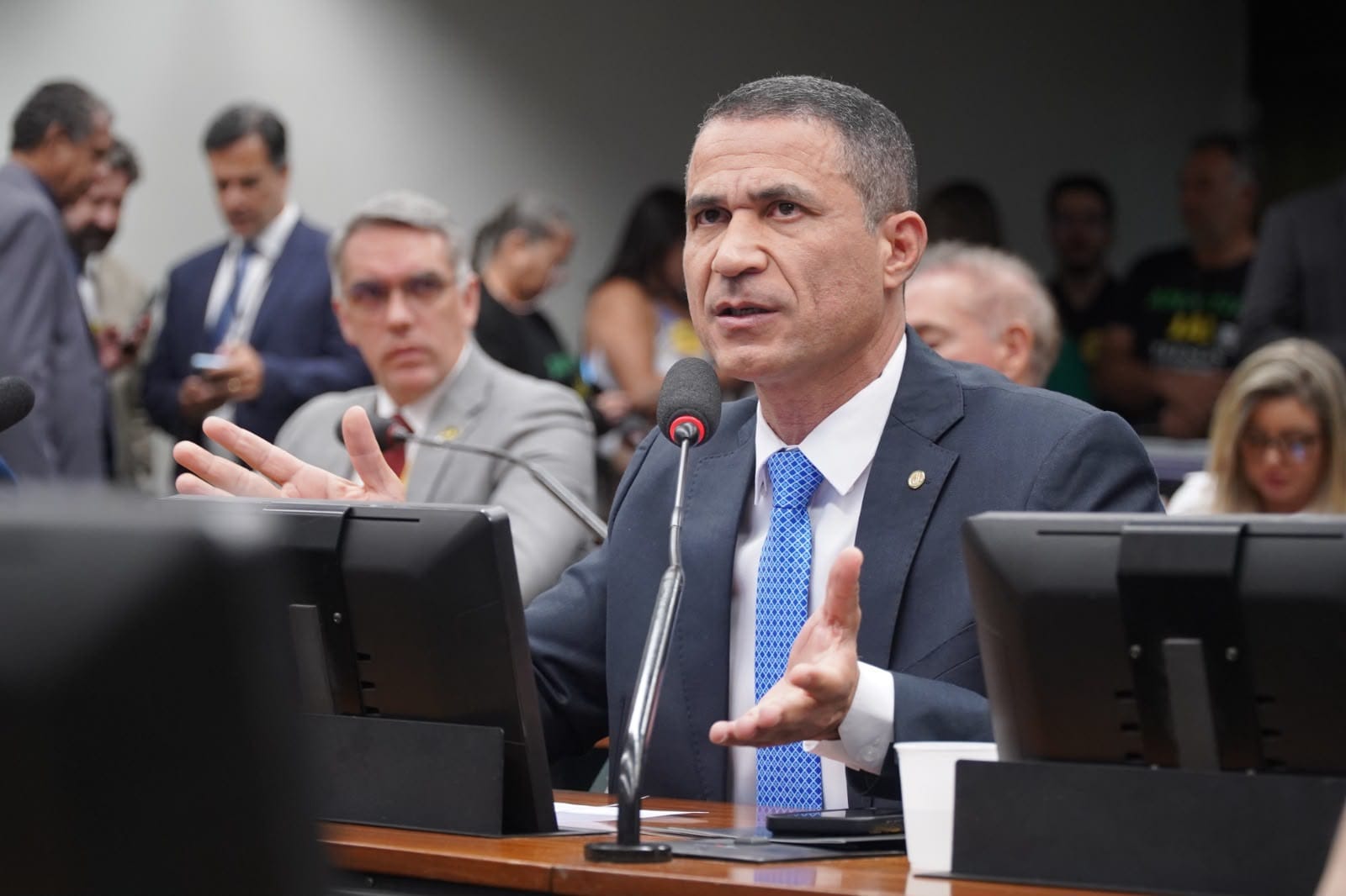 Coronel Assis integra comissão que vai discutir redução da maioridade penal na Câmara