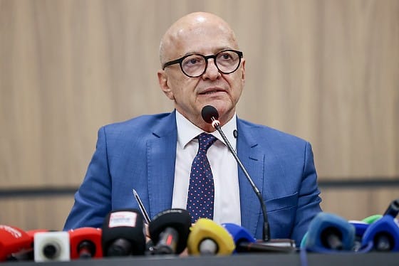 Pivetta parte para o ataque e chamada senadores de "covardes": "Vamos trocar"