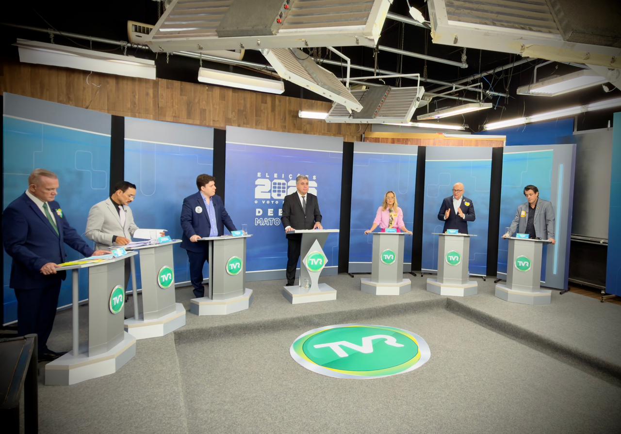 2º bloco do debate é marcado por troca de farpas e resgate do passado político dos candidatos