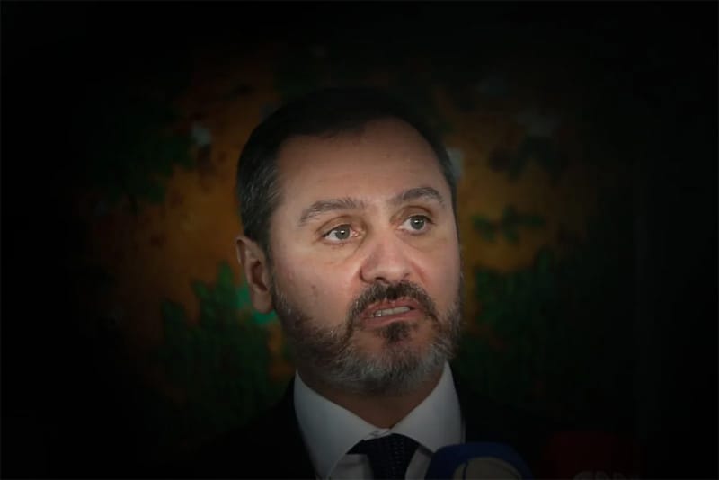 André Mendonça determina o afastamento de Andrei Rodrigues da direção da Polícia Federal