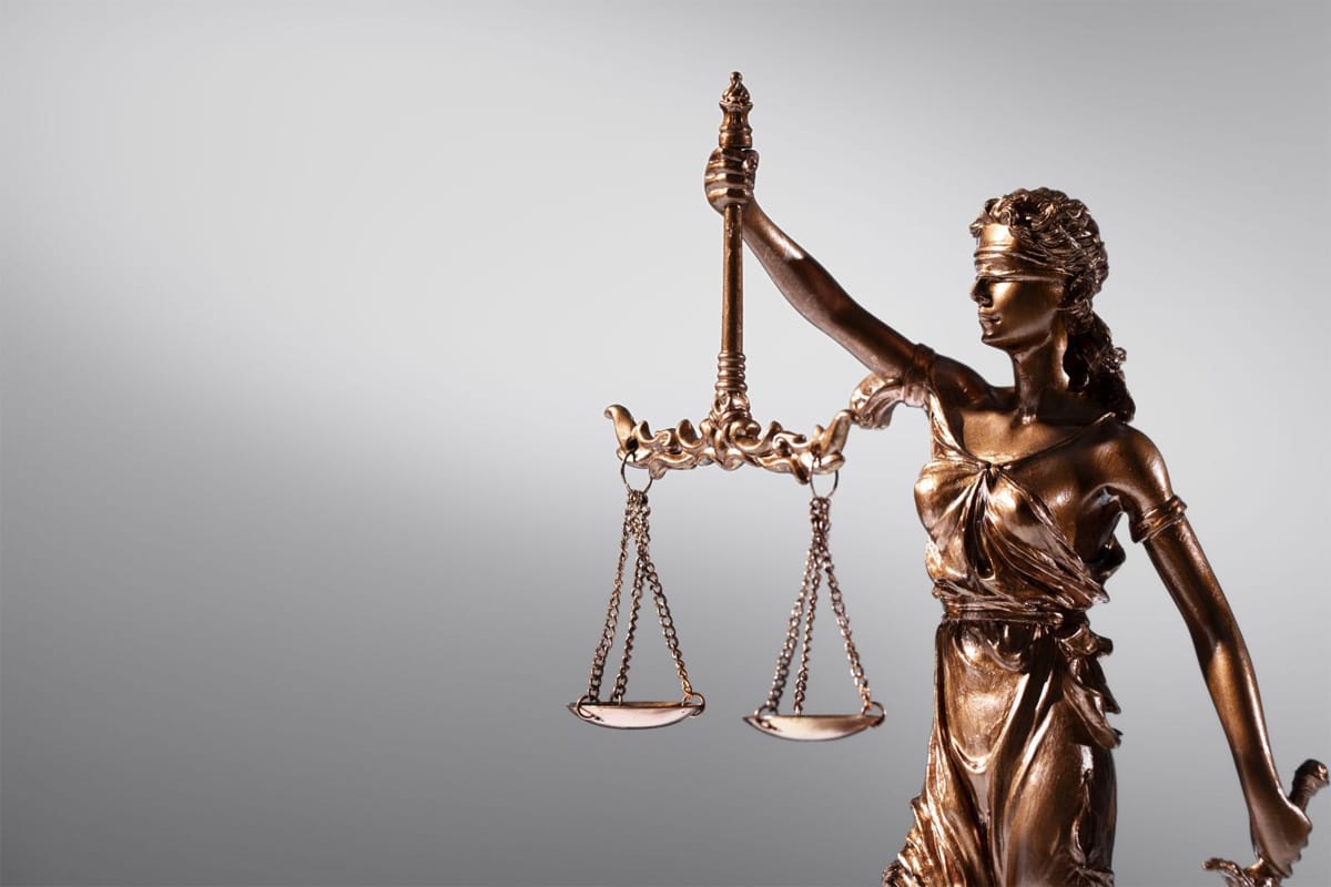 Justiça acolhe tese do MPE e reconhece omissão do Estado em homicídios ordenados da prisão