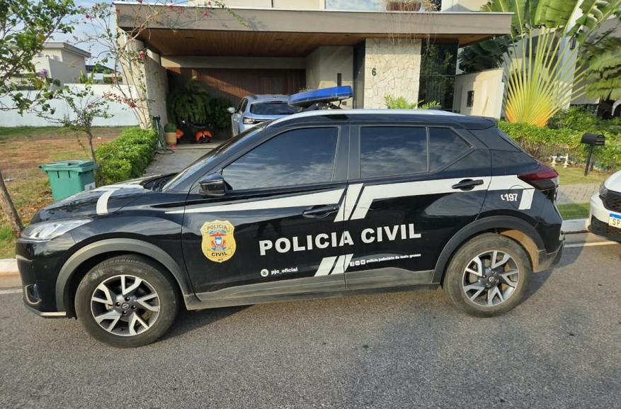 Casal e genro são alvos de operação por esquema de agiotagem em Cuiabá; veja vídeos