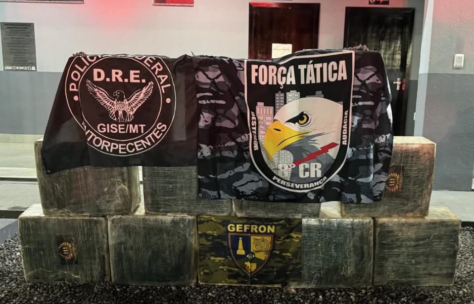 Gefron ajuda na apreensão de 500 kg de cocaína; droga foi localizada em uma pista de pouso