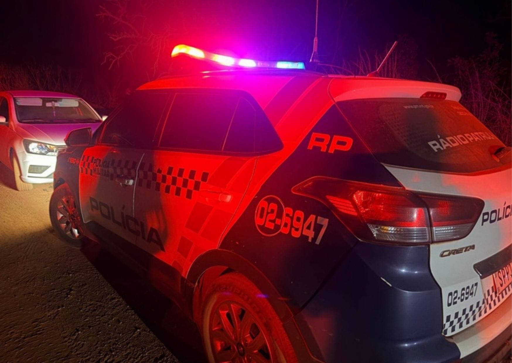 PM intercepta carro e salva jovem sequestrada que seria levada para “salve” em MT