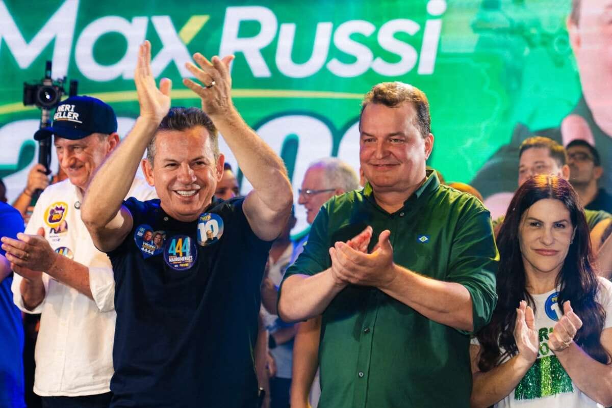 Evento pela reeleição de Max Russi reúne os "rivais" Janaína e Mauro e cerca de 5 mil pessoas