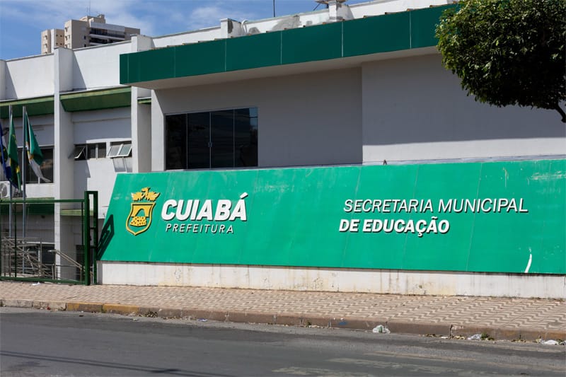 Processo seletivo visa contratação de 1,5 mil profissionais; salário chega até R$ 5,5 mil