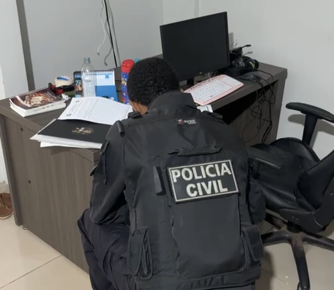 Polícia Civil prende suspeitos de usar conteúdo íntimo para extorquir vítimas; veja vídeos