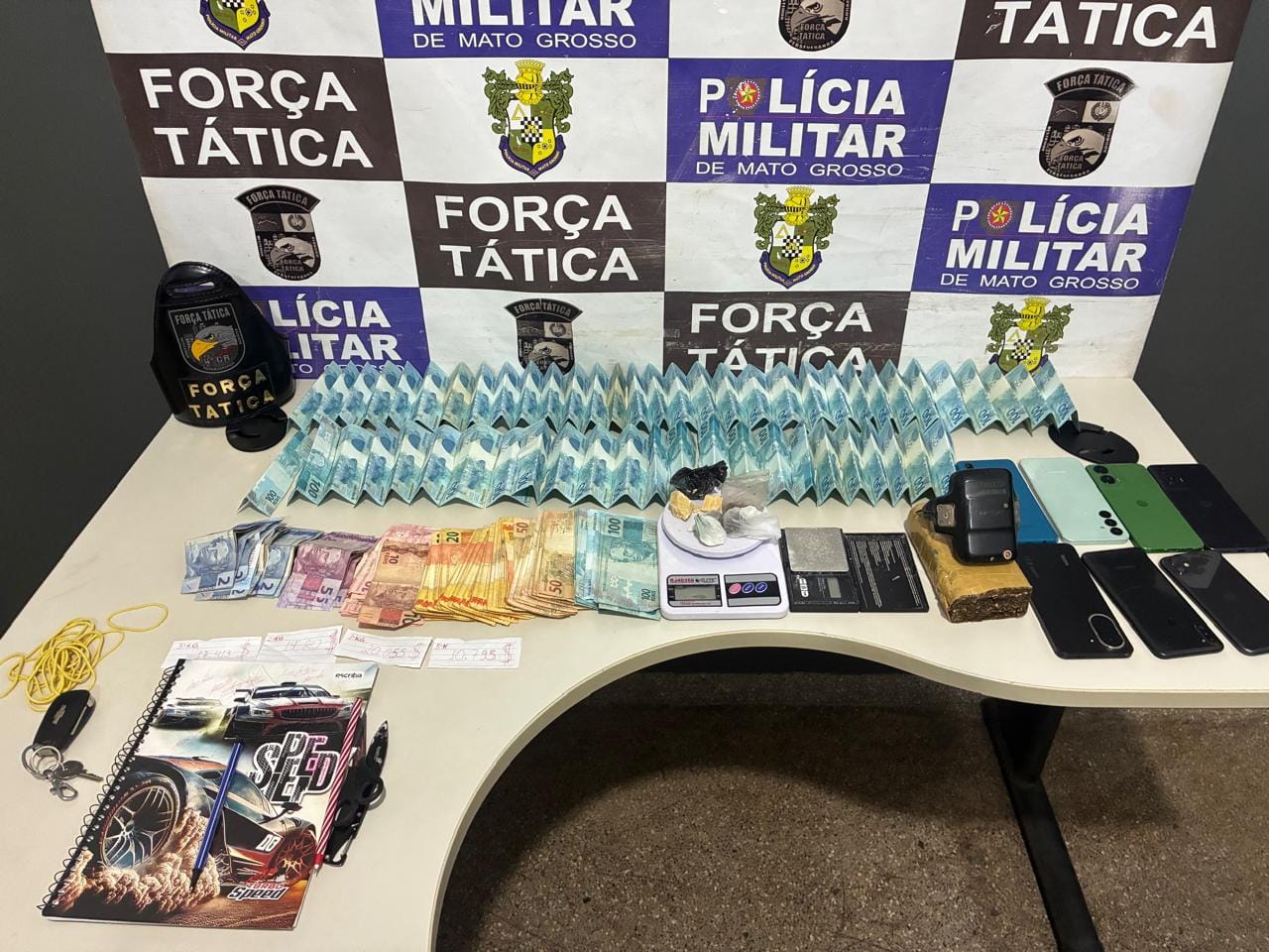 Grupo é preso com R$ 10,6 mil, drogas e tornozeleira rompida em Rondonópolis
