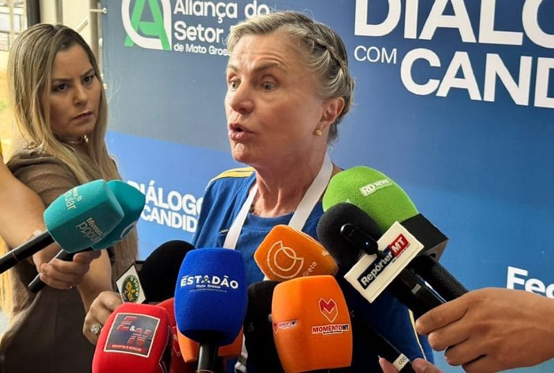 Buzetti critica Medeiros por fala sobre “detergente” e cobra explicações sobre ida a Gilmar