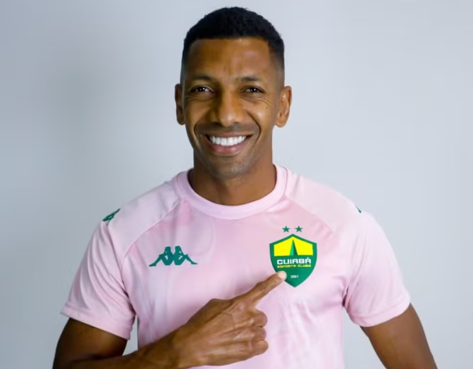 Cuiabá estreia camisa rosa em jogo contra a Ponte Preta na Arena Pantanal