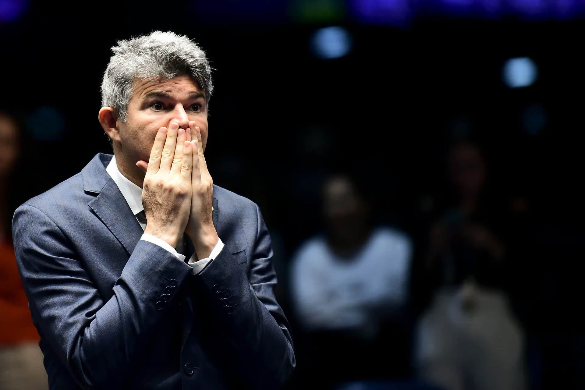 Justiça nega pedido e mantém vídeo em que Milas chama Medeiros de "Zé do Gilmar"