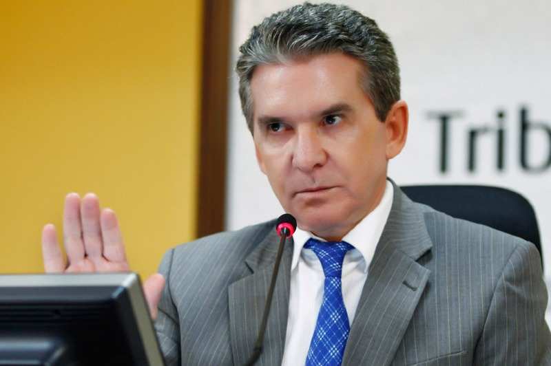 Presidente do TCE-MT é preso pela PF em operação sobre suspeitas de irregularidades