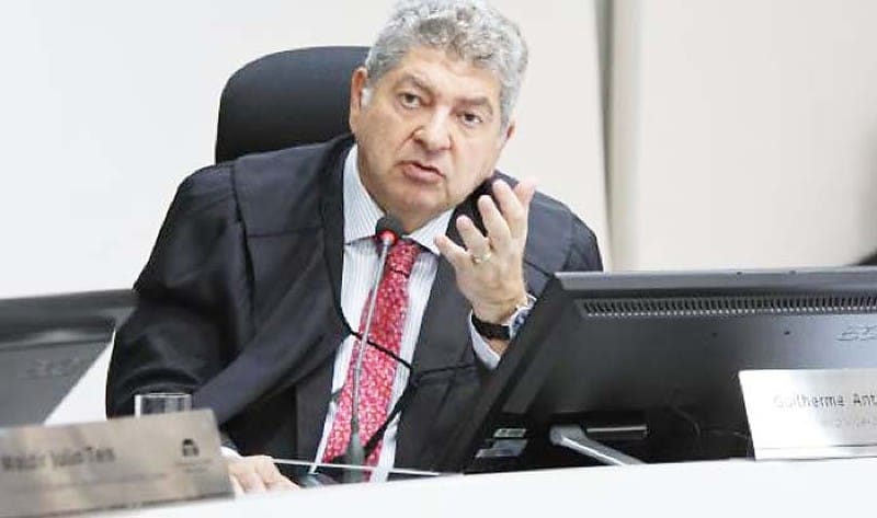 TCE apura manutenção de contadores temporários na Secretaria de Estado de Saúde