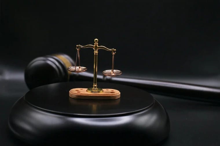 Homem é condenado a 16 anos de prisão por matar ex-companheira com tiro no coração