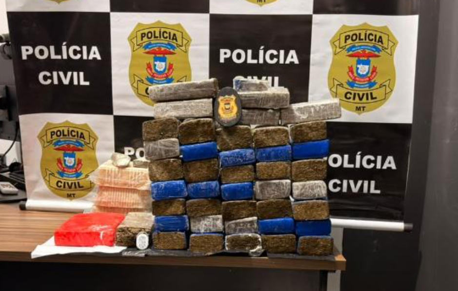 Casal é preso em flagrante com 44 tabletes de drogas escondidas em baldes de argamassa