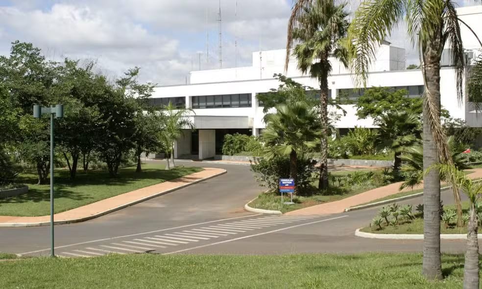Polícia Federal realiza operação contra dois suspeitos de planejar ação contra Embaixada dos EUA