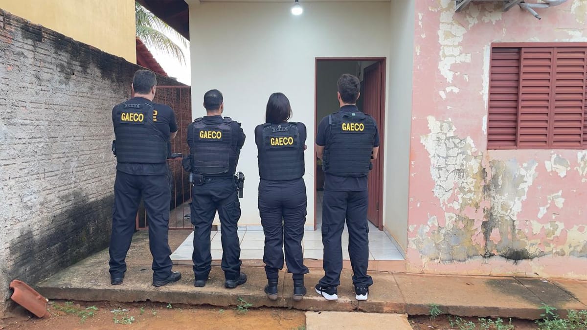 Polícia investiga suposto esquema de R$ 850 mil; ação visa fraudes em obras escolares