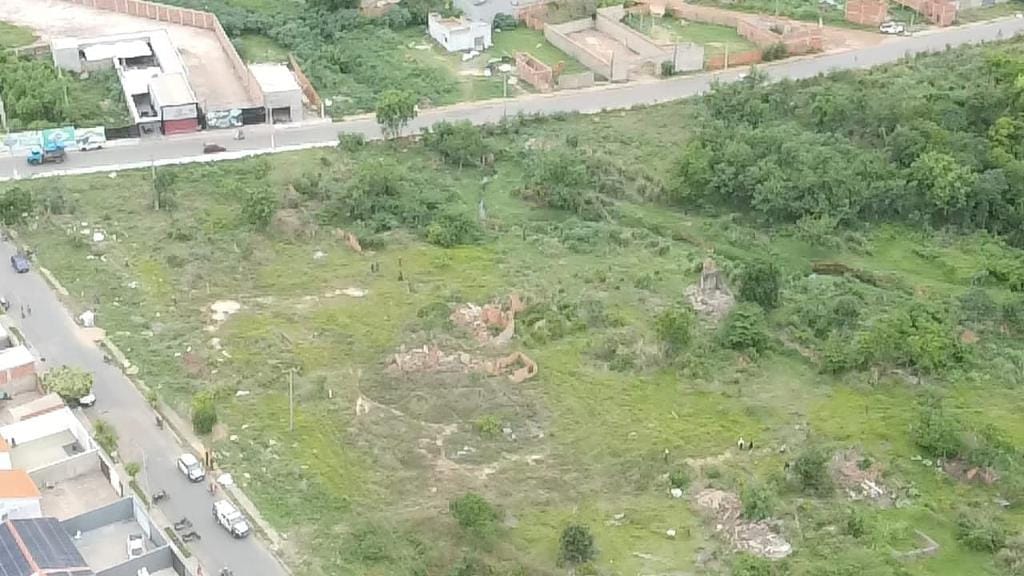 Nove homens são presos por suspeita de invasão na região do Contorno Leste, em Cuiabá
