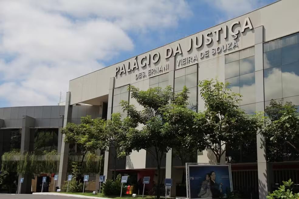 Plano de saúde deve custear cirurgias reparadoras de paciente após bariátrica, decide juiz
