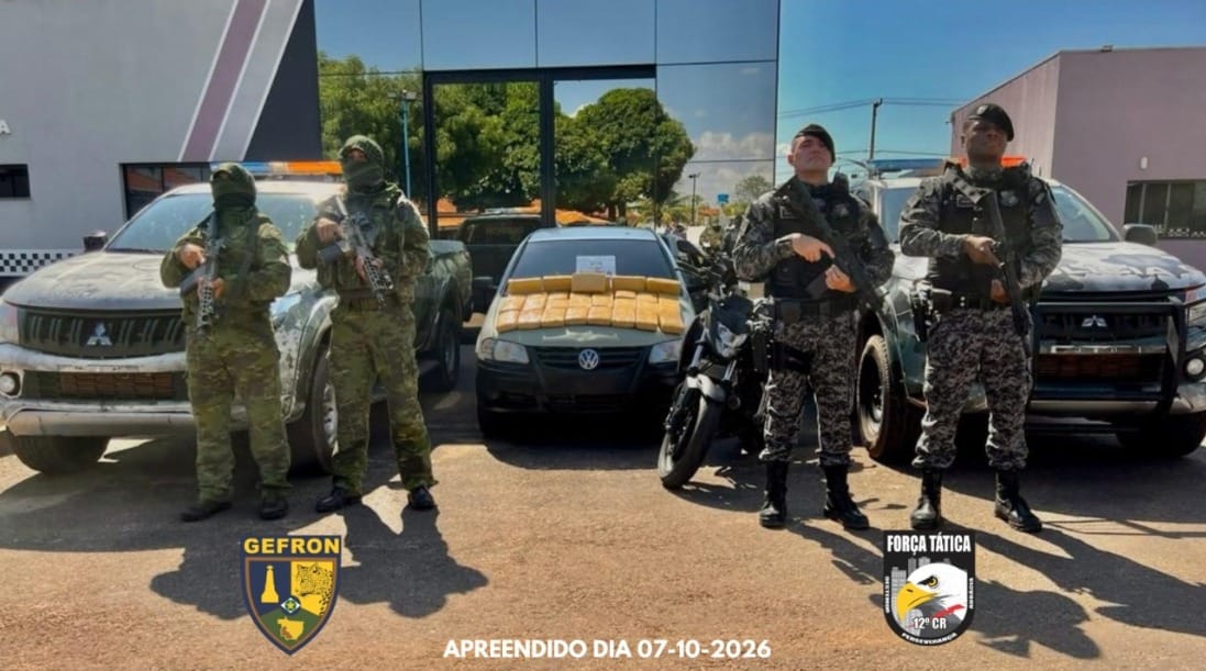 Gefron apreende 30 tabletes de "supermaconha" e prende quatro homens em MT; veja o vídeo