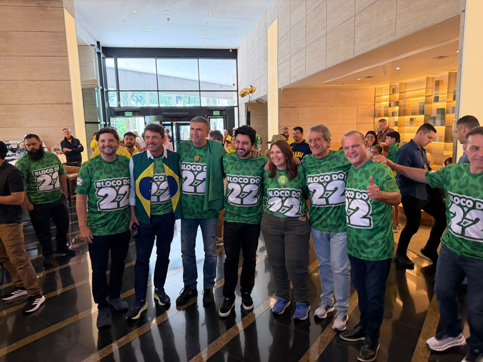 Wellington se une a Valdemar, Nikolas e Tarcísio em ato pró-Flávio na Paulista