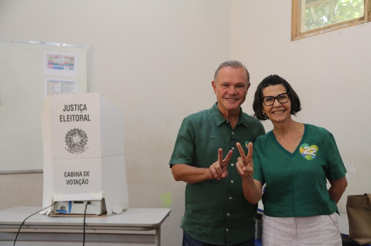Wellington Fagundes vota em Rondonópolis e diz ter certeza da vitória de Flávio Bolsonaro; veja o vídeo