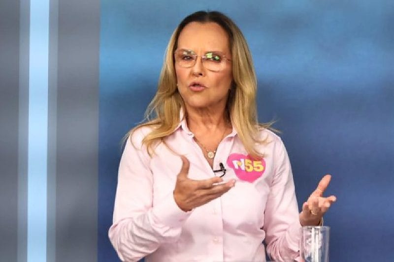 TRE cumpre decisão que restabelece programa e inserções de Natasha Slhessarenko
